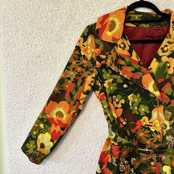 Travel Coat Travelcoats by Naman in a Flower Power Hippie Nylon 1970s Fashion - Picture 3 of 16